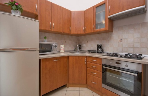Pula Apartamento | Apartment in city center with sea view