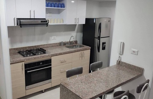 Ibague Apartamento | Apartamento en Club Residencial - Con Parqueadero