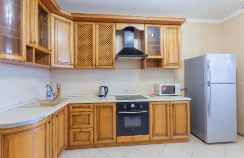 Pozniaky Apartamento | Apartment in Complex Korona on Knyazhyi Zaton 21