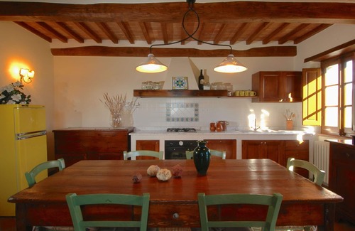 Montalla Villa | Apartamento en Cortona con Piscina y Vistas