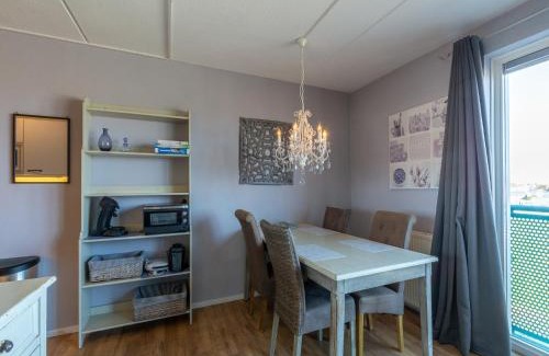 Julianadorp aan zee Apartamento | Apartment in Dunes with Stunning Views