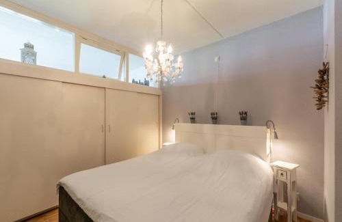 Julianadorp aan zee Apartamento | Apartment in Dunes with Stunning Views