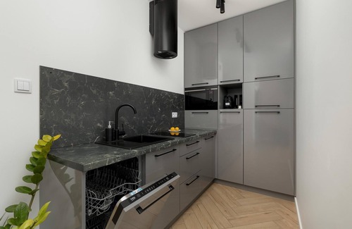 Dziwnow Apartamento | Apartment in Dziwnow With River View & Spa