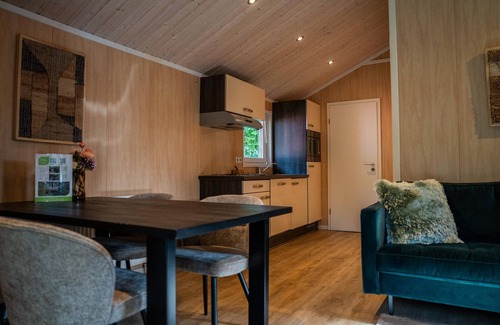Oirschot Chalet De Esquí | Apartment in Eindhoven Near City Center