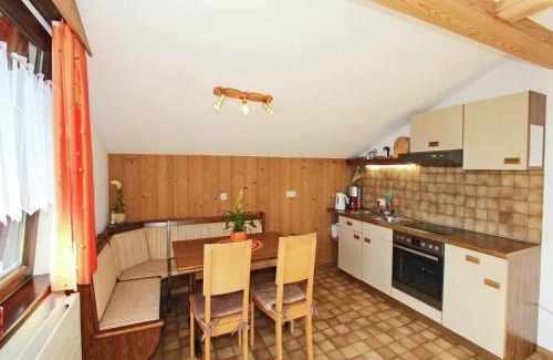 Fuegenberg Apartamento | Apartment in Fügen near Ski Slopes