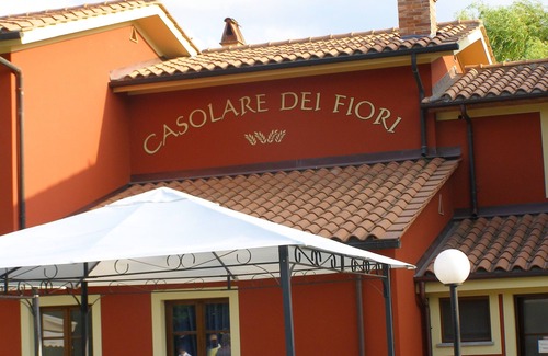 Montecarlo Otro | Apartamento en Casa Rural Casolare dei Fiori
