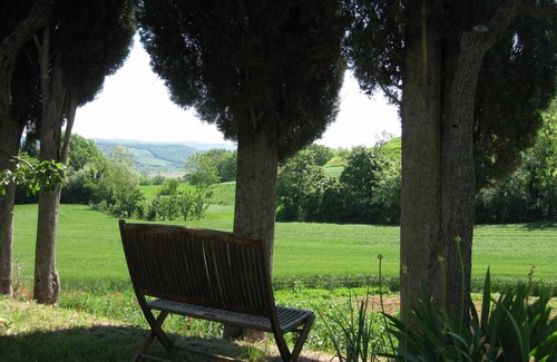 Cetona Apartamento | Apartamento en Agroturismo-Casa con jardín