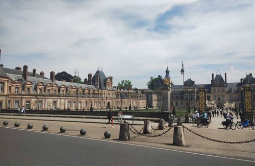 Fontainebleau Apartamento | Apartment in Fontainebleau