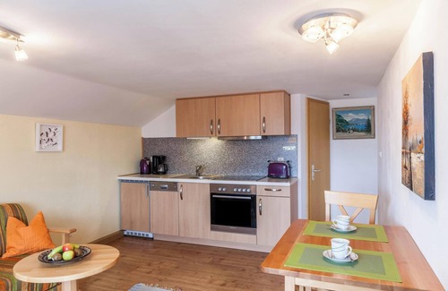 Bad Kohlgrub Apartamento | Apartamento en Gästehaus Lengdobler con vistas a la montaña, Wi-Fi y balcón