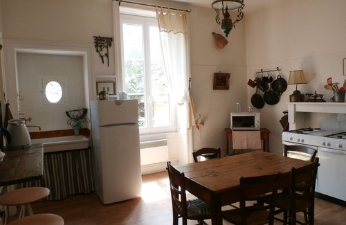 Gray Apartamento | Apartamento En Gray, Nr. Dijon, Borgoña, Francia