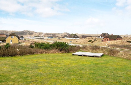 Vedersø Klit Casa | 6 Person Holiday Home in Ulfborg