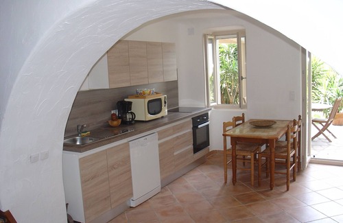 Figari Apartamento | APARTAMENTO EN CASA FIGARI