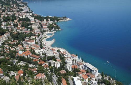 Ika Apartamento | Apartment in Ika with sea view, balcony, air conditioning, WiFi 5025-2