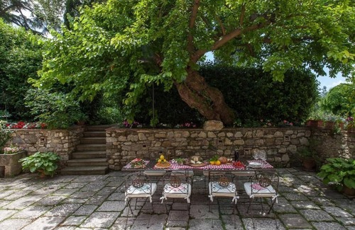 Sesto Fiorentino Apartamento | Apartamento en villa histórica con piscina cerca de Florencia