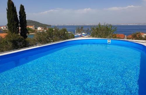 Kali Apartamento | Apartment in Kali with Sea View, Balcony, Air Conditioning, Wi-Fi (4566-6)