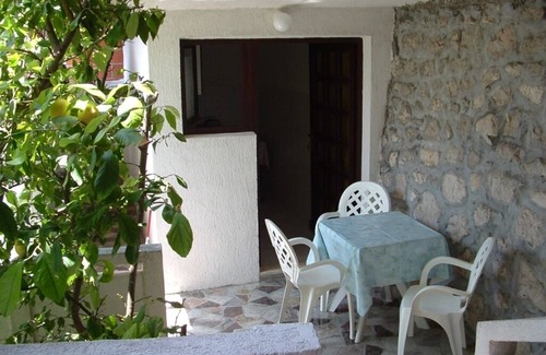 Suha Punta Apartamento | Apartamento en Kampor con Balcón, WIFI, Lavadora (895-1)