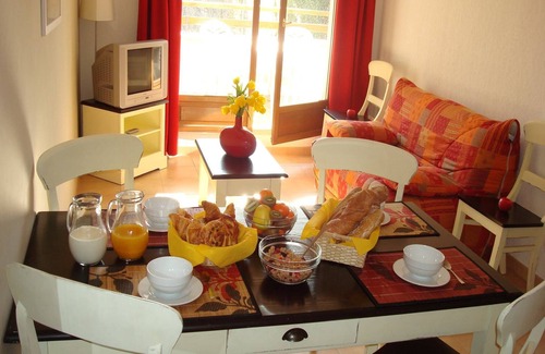 Barjac Apartamento | Apartamento en La Closerie con terraza