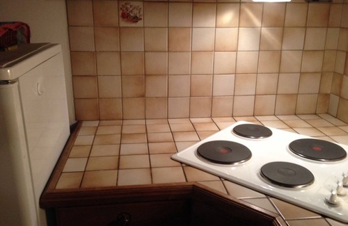 Embrun Apartamento | Apartamento en un edificio protegido, en el centro de Embrun, 2 dormitorios