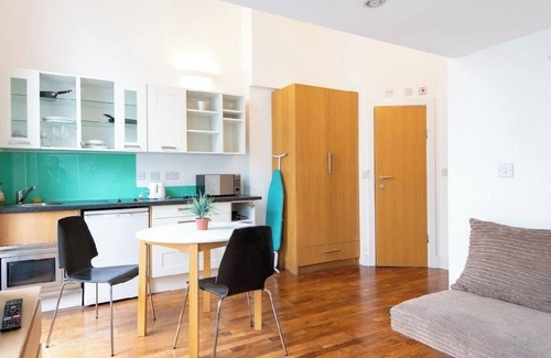 Royal Borough of Kensington and Chelsea Apartamento | Apartment in London