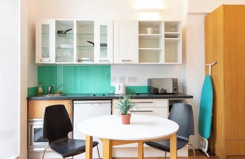 Royal Borough of Kensington and Chelsea Apartamento | Apartment in London