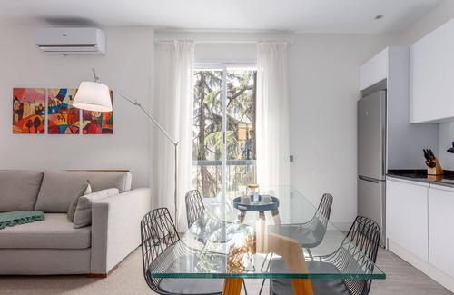 Palacio Apartamento | Apartment in Madrid's Historic Austrias Palacio Real II