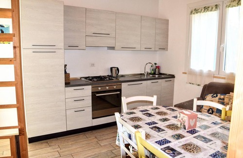 Lapedona Apartamento | Apartamento en masía con piscina