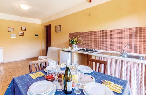 Apecchio Casa | Apartamento en Marche cerca de Urbino y piscina