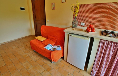 Apecchio Villa | Apartamento en Marche con Piscina y Privacidad