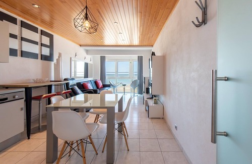 Mariakerke Apartamento | Apartamento en Mariakerke con Vistas al Mar