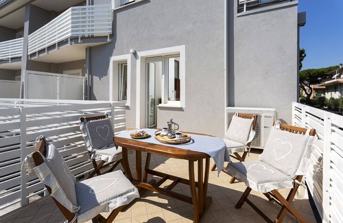 Miramare Apartamento | Apartment in Miramare di Rimini 150 meters from the sea - Ceram 1/A