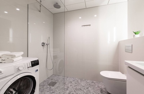 Kesklinn Apartamento | Apartment in new 20-story Manhattan-style building in the city center.