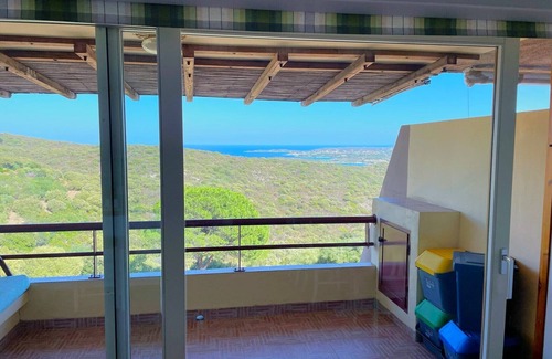 Cugnana Verde Apartamento | Apartamento en Olbia con terraza privada