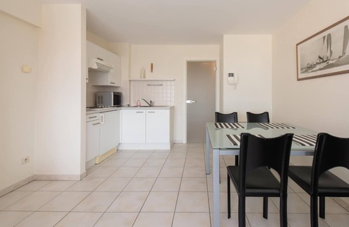 Mariakerke Apartamento | Apartamento en Ostende con Vistas al Mar