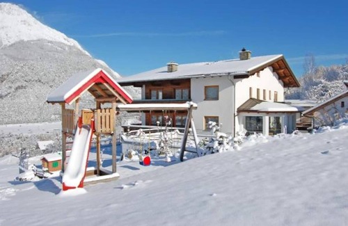 Arzl im Piztal Apartamento | Apartamento en Pitztal con vistas montañosas