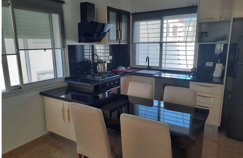 Soliman Apartamento | Apartment in private house 900m from the beach