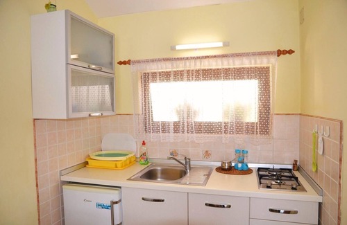 Valdebek Apartamento | Apartment in Pula,two person near the sea and city center,WIFI,air conditioning,BBQ