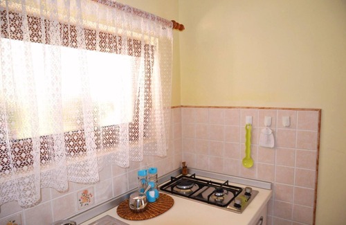 Valdebek Apartamento | Apartment in Pula,two person near the sea and city center,WIFI,air conditioning,BBQ