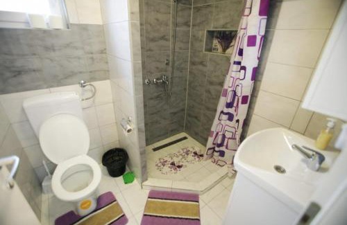 Rakovica Apartamento | Apartment in Rakovica with Wi-Fi (601-3)