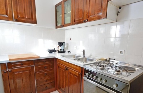 Ciritez Apartamento | Apartamento en Roč con Terraza, Acondicionador, WIFI, Lavadora (4194-1)