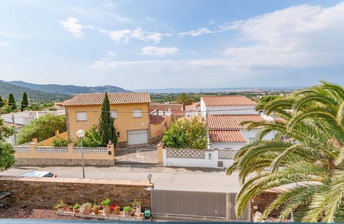 El Mas Fumats Apartamento | Apartamento en Rosas con piscina y vistas al mar