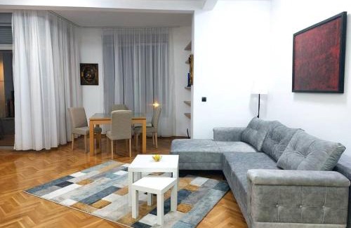 Vracar Apartamento | Apartment in Belgrade D&D