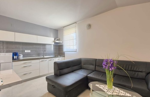 Stinjan Apartamento | Apartamento en Štinjan con Seaview, Terraza, Acondicionador, WIFI (3326-2)