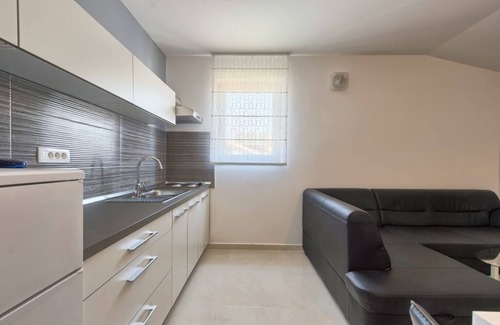 Stinjan Apartamento | Apartamento en Štinjan con Seaview, Terraza, Acondicionador, WIFI (3326-2)