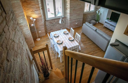 Monte San Vito Apartamento | Piso en el centro histórico con vistas panorámicas
