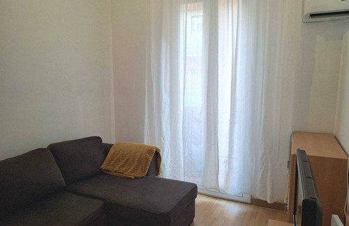 El Poble-sec Apartamento | Apartment in the center of Poblesec, a bohemian neighborhood, next to Plaza Espa