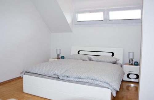 Kranj Apartamento | Apartment in the center of Kranj