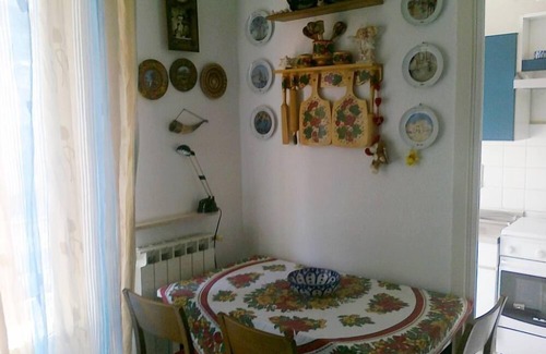 San Martino Apartamento | Apartamento de la ciudad a pocos minutos del mar. Aire acondicionado. WiFi gratuito.