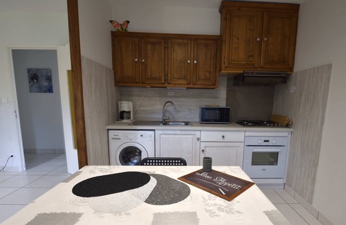 Pont-de-Salars Apartamento | Apartamento en el corazón de los lagos de Levezou