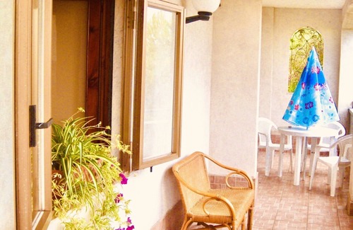 Copersito Casa | Cherry room in the hills among orchards, olive groves, the sea and the National Park