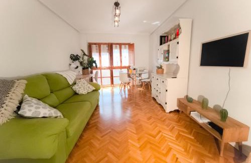 Centro histórico de León Apartamento | Apartment in the old town